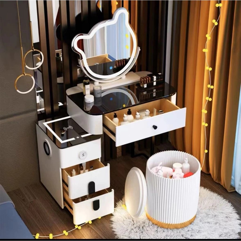 Bàn Trang Điểm Thông Minh Tích Hợp Có Sạc Không Dây - Loa Bluetooth - Gương Đèn Led - Tặng kèm Ghế